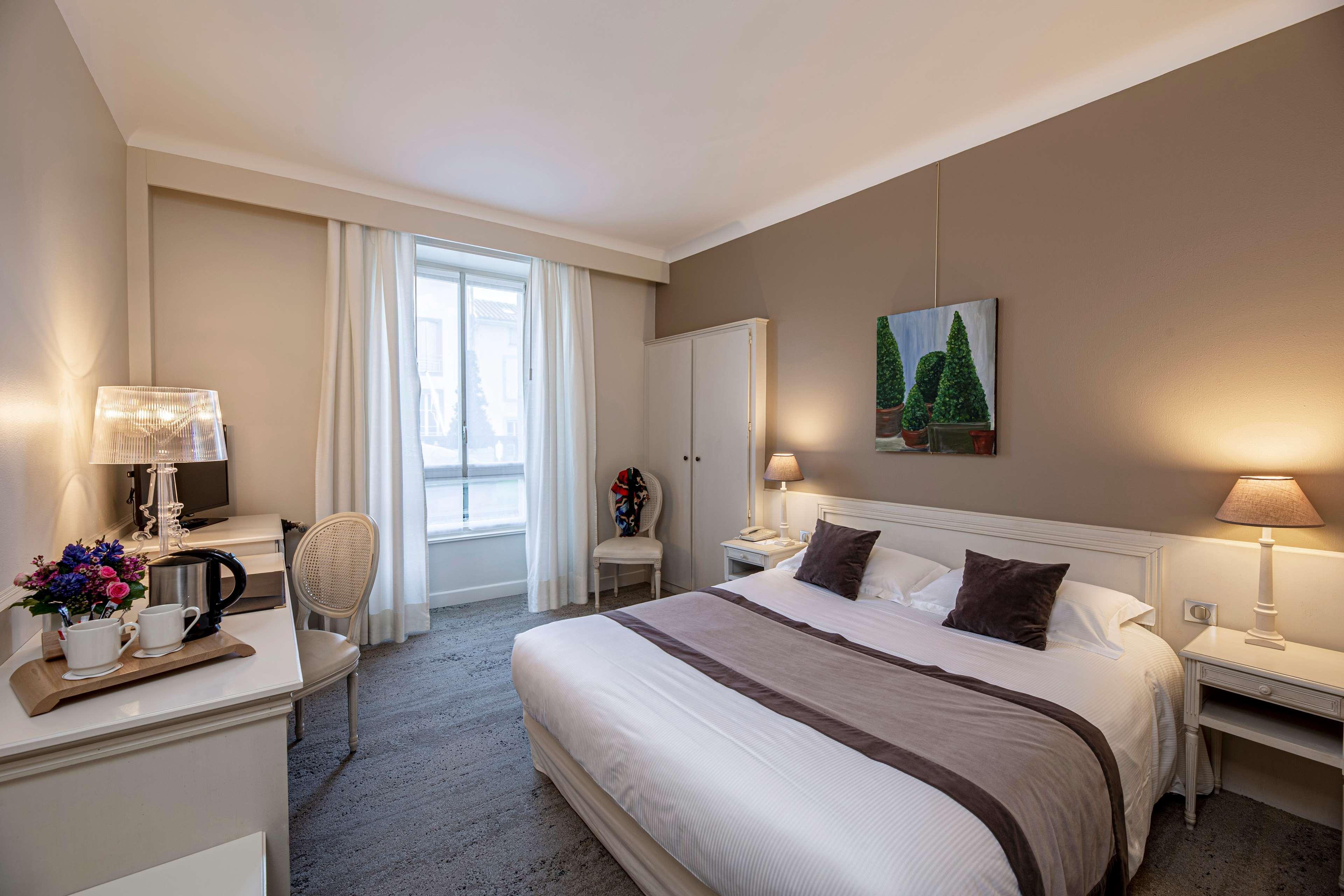 Best Western Grand Hotel De Bordeaux Орияк Екстериор снимка